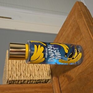 Banana twist body spray